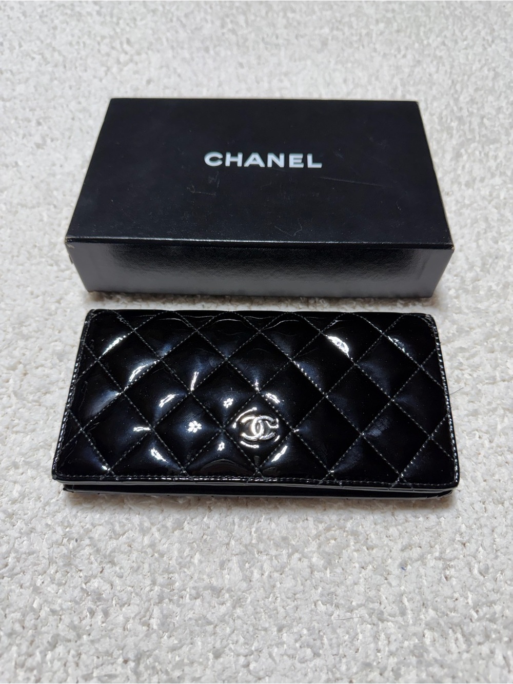 Vintage Chanel Black Patent Leather Yen Wallet Quilted CC Long Wallet